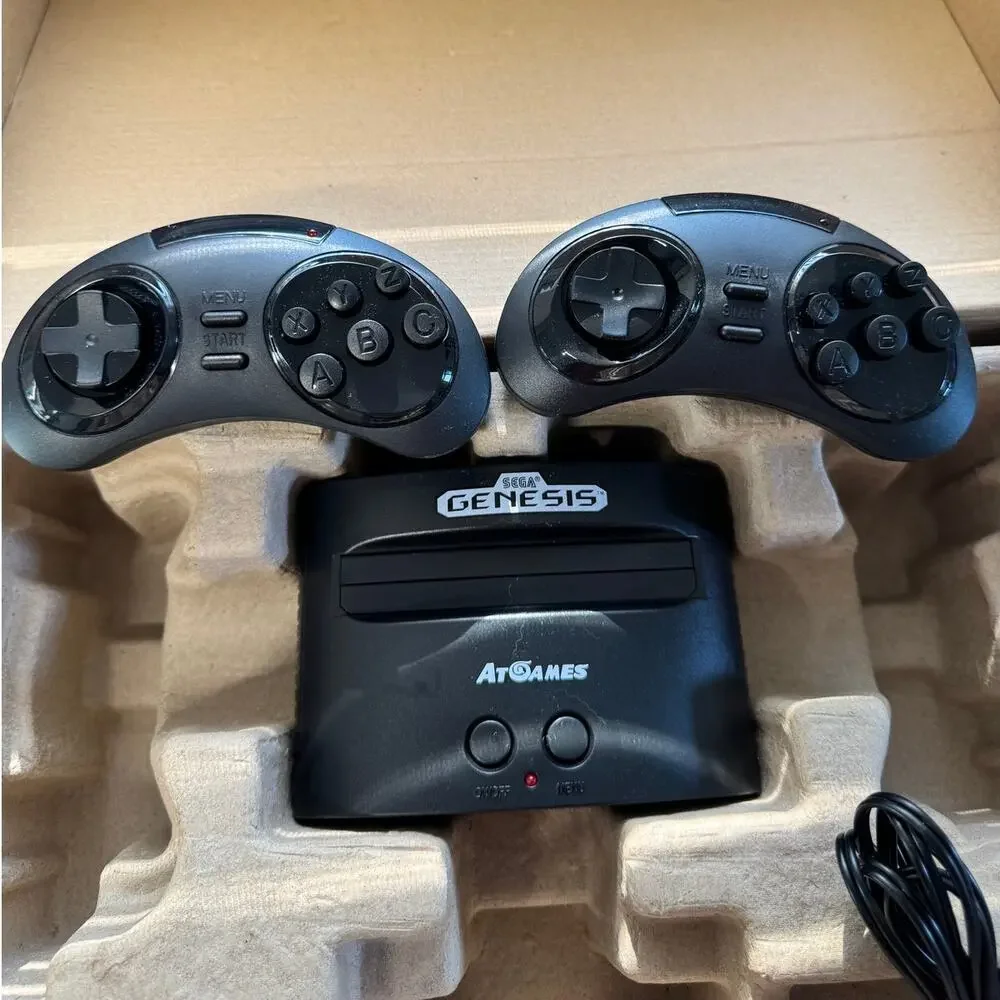 Atgames Genesis Classic Collector's Edition 80 Games 2 Wireless Controllers